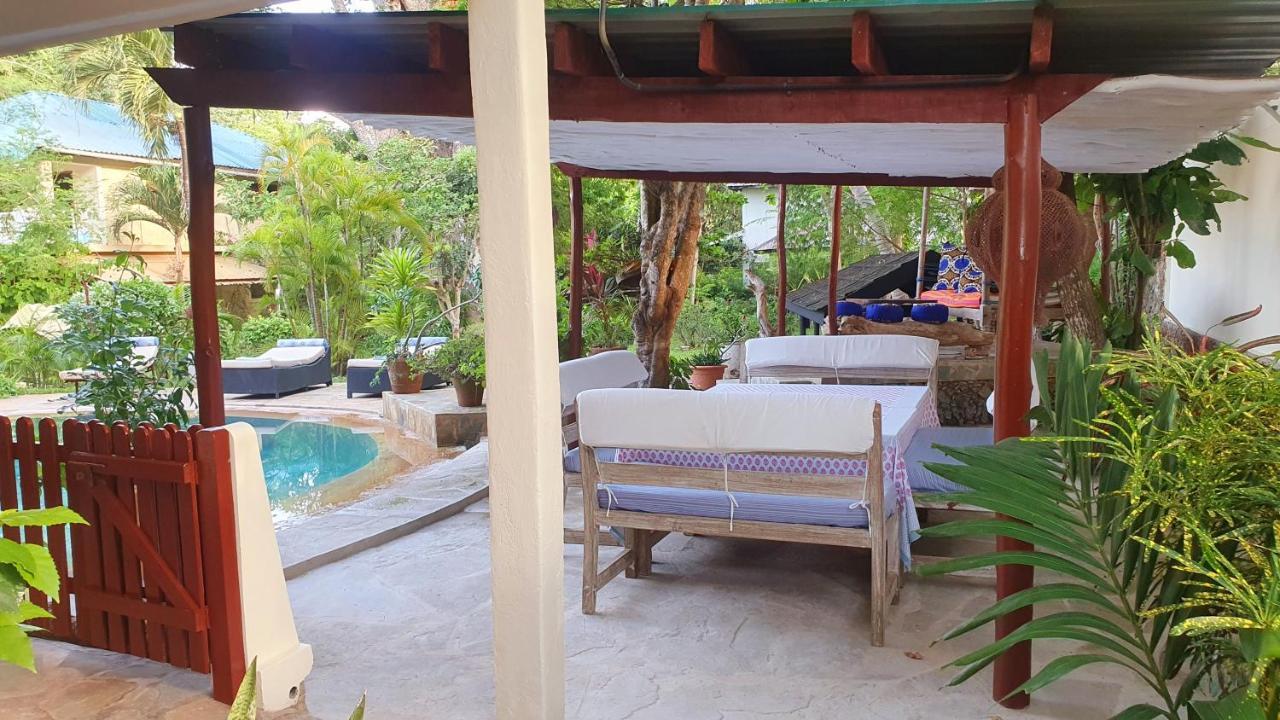 Mami Wata House Panzió Kwale Kültér fotó